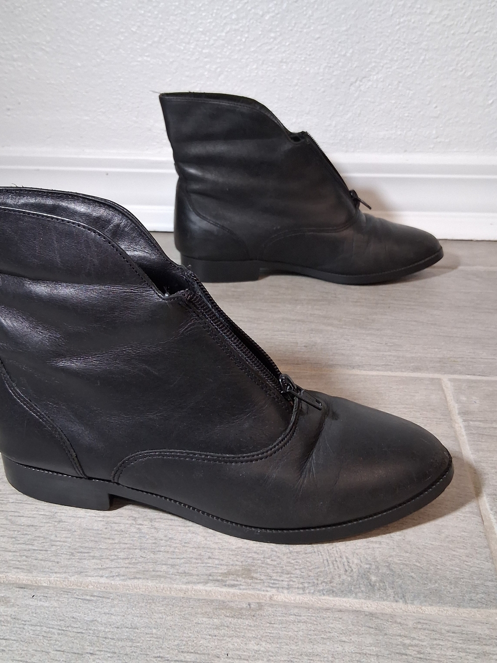 PRIMA ROY Black Leather Slip-On Shoe